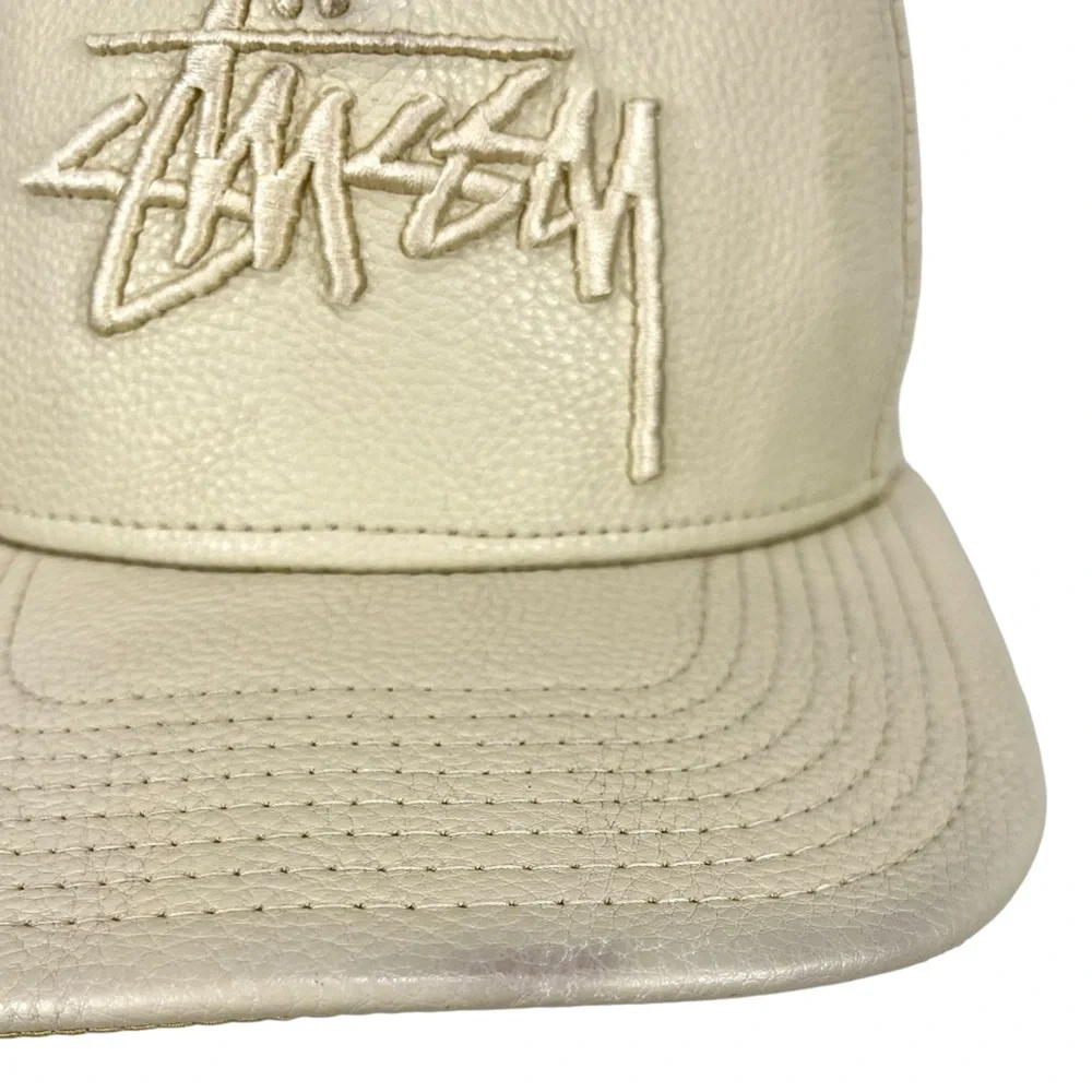 Stussy PU‎ Cream Embroidered Logo Snapback Flat Bill Hat Cap